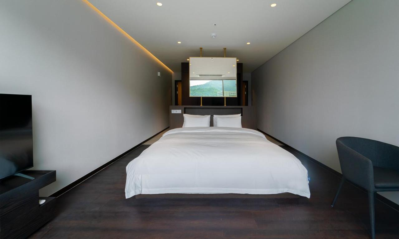 Gapyeong Suiteian Hotel&Resort Экстерьер фото