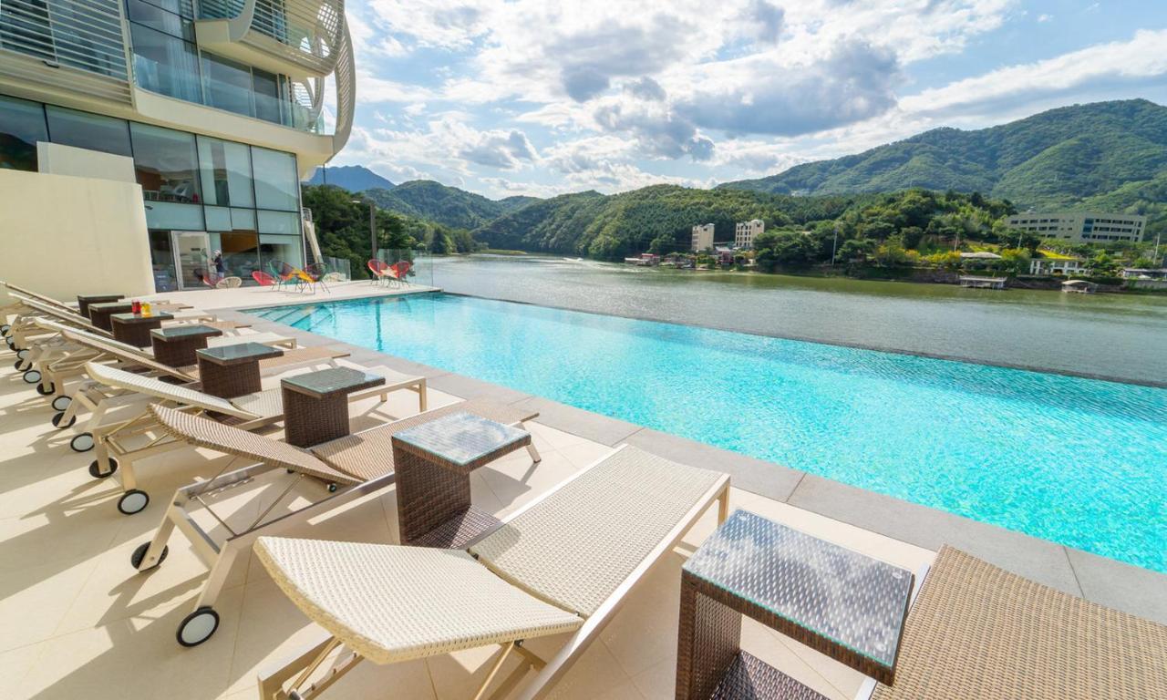 Gapyeong Suiteian Hotel&Resort Экстерьер фото