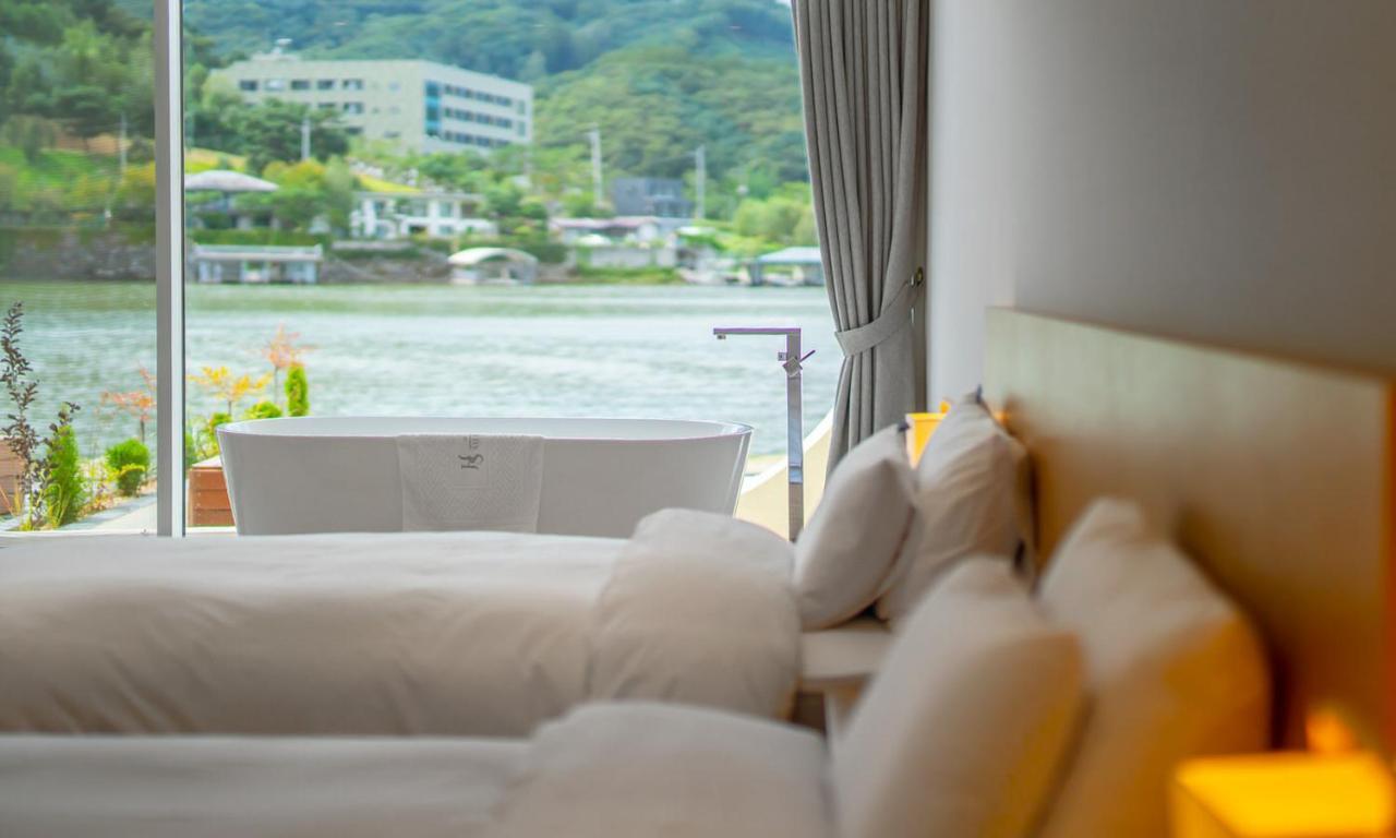 Gapyeong Suiteian Hotel&Resort Экстерьер фото