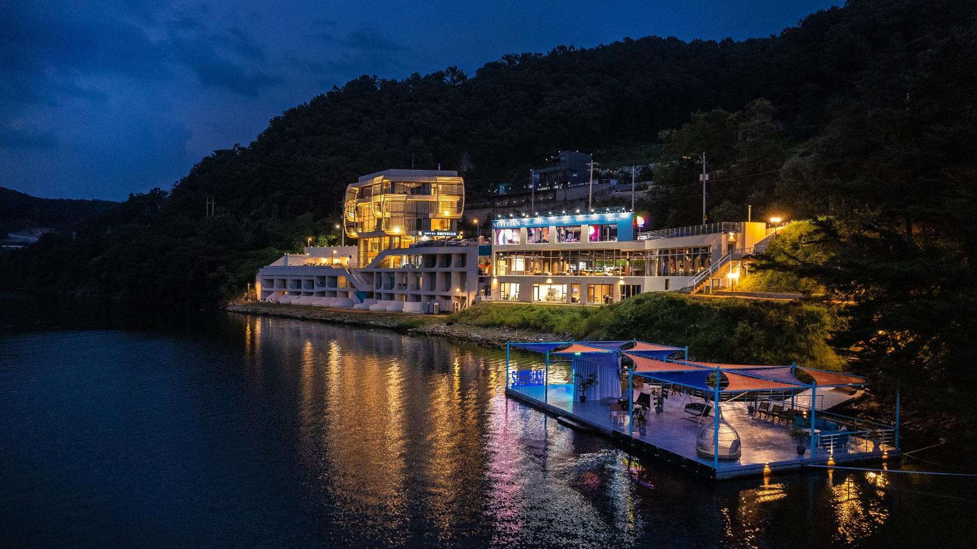 Gapyeong Suiteian Hotel&Resort Экстерьер фото