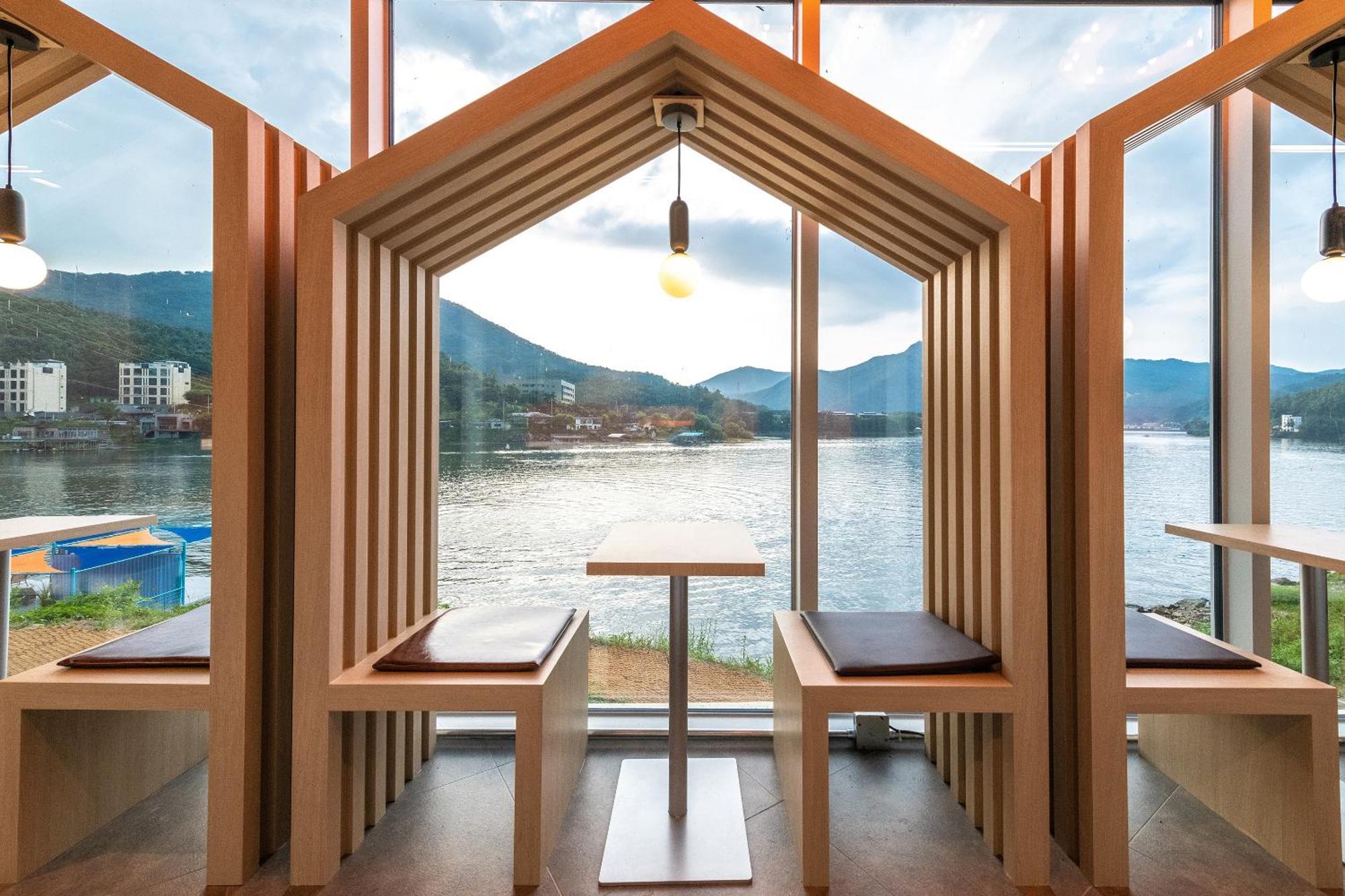 Gapyeong Suiteian Hotel&Resort Экстерьер фото